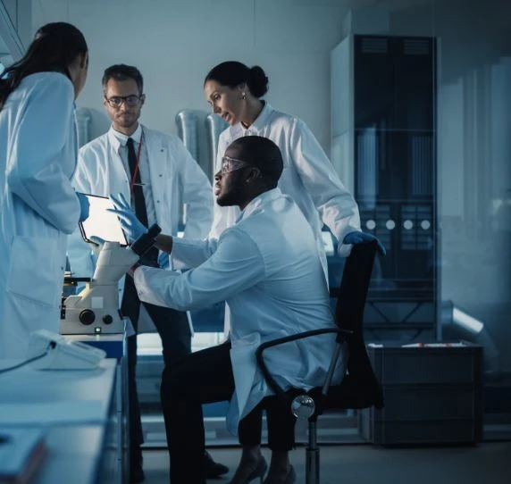 Pain Pediatric & Elderly AXA Research Lab (PEARL) - Celine GRECO 