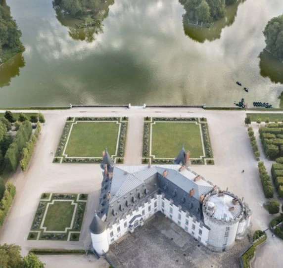 Centre des Monuments Nationaux - National Monuments Centre